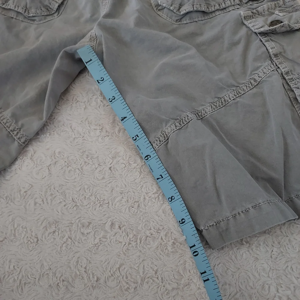 Old Skool Casual Cargo Shorts in Light Gray Young Men Sz 16 Everyday Casual